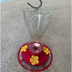 Hummingbird feeder 4 X 8 inches.